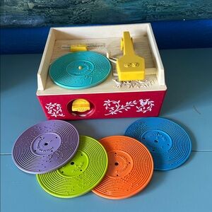 Vintage Fisher-Price  NO Batteries Record Player with 5 records